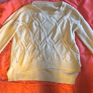 White/Beige sweater